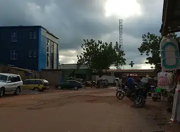 Restaurant Yaya après MC2 bafia