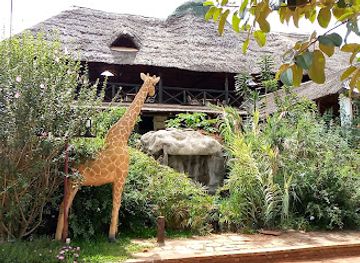 burundi/gitega/restaurant/favina-home