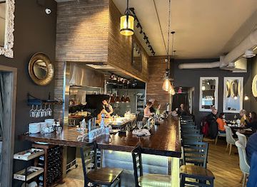 wisconsin/southern-wisconsin/restaurant/field-fire
