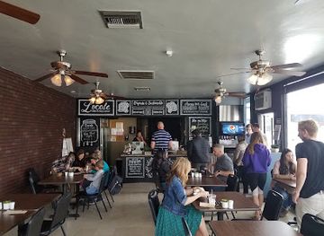 california/bakersfield/restaurant/locale-farm-to-table-eatery