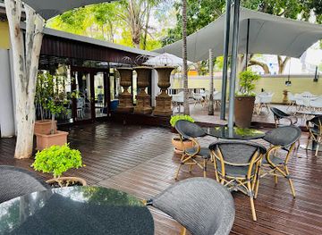 south-africa/polokwane/restaurant/uhuru-cafe-wine-emporium