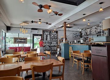 south-carolina/beaufort/restaurant/mameem-maudie-beaufort-cafe-icery-and-shoppe