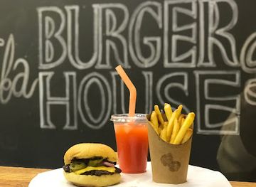 oman/khasab/restaurant/classic-burger-house