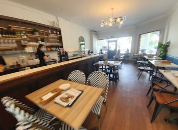 singapore/northeast-region/restaurant/eleven-strands