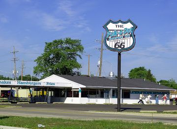 illinois/illinois-river-valley/restaurant/polk-a-dot-drive-in
