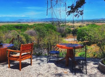 costa-rica/nicoya-peninsula/restaurant/bar-y-restaurante-mi-tierra