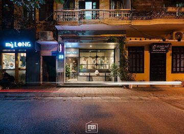 vietnam/hanoi/dong-da-district/restaurant/what-the-b-restaurant