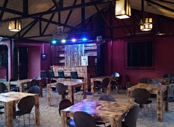 burkina-faso/cascades/restaurant/buffalo-grill-bistronomique-cave-epicerie