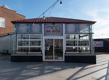 kentucky/henderson/restaurant/on-deck-bar-and-grill