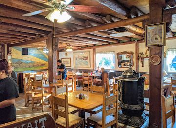 new-mexico/sangre-de-cristo-mountains/restaurant/michael-s-kitchen-restaurant-bakery