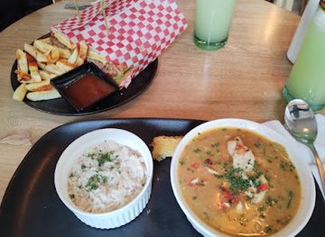 colombia/macarena-range/restaurant/blues-kitchen