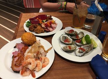 the-bahamas/andros-town/restaurant/regatta-buffet