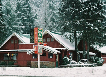 oregon/mount-hood-national-forest/restaurant/zigzag-inn