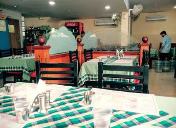 india/chennai/adyar/restaurant/crescent-restaurant-adyar