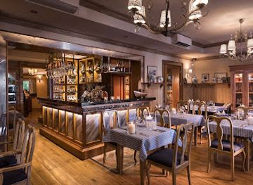 poland/kuyavian-pomeranian-lake-district/restaurant/targ-rybny-fishmarkt