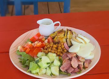 belize/hopkins/restaurant/funky-musick-cafe-minigolf