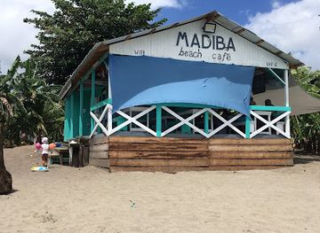 dominica/emerald-pool/restaurant/madiba-beach-cafe