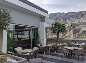 california/palm-springs/racquet-club-estates/restaurant/4-saints