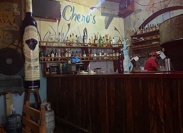 guatemala/panajachel/restaurant/cheros-bar-pupuseria