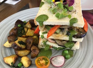 peru/machu-picchu/machu-picchu-pueblo/restaurant/green-house