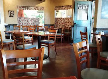 california/monterey/restaurant/wave-street-cafe