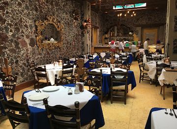 mexico/mexico-city/centro-historico/restaurant/cafe-de-tacuba