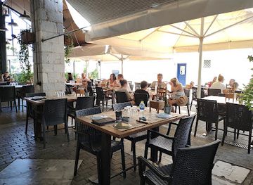 greece/mount-taygetos/restaurant/u