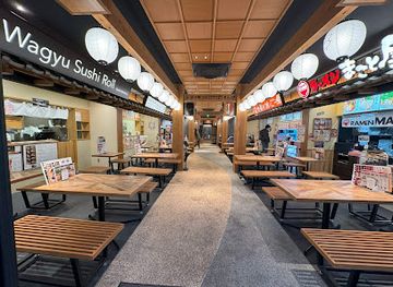 japan/kyoto/fushimi-inari/restaurant/fushimi-inari-oicy-village