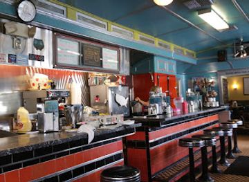 massachusetts/lowell/restaurant/four-sisters-owl-diner