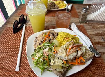 grenada/hillsborough/restaurant/original-sunset-jerk