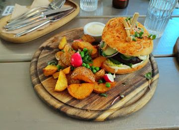 latvia/courland/restaurant/kozy-eats