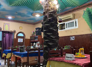 مطعم الشمس