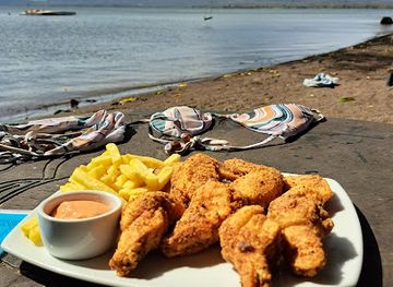 nicaragua/ometepe-island/restaurant/playa-mangos-kayaks-restaurant