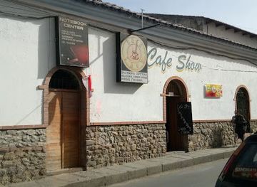 bolivia/gran-chaco/restaurant/cafe-show