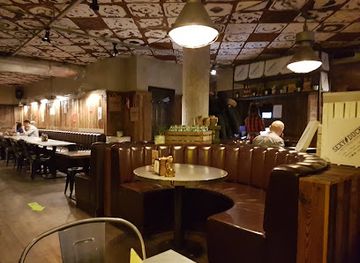 poland/warsaw/restaurant/sexy-duck