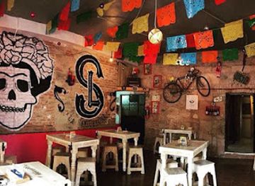 mexico/guanajuato/restaurant/la-santurrona-gastropub