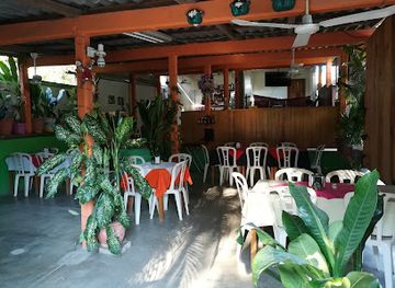 mexico/huatulco/restaurant/marisqueria-la-red-de-carlitos