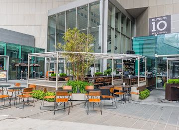 singapore/central-business-district/restaurant/district-10-bar-grill