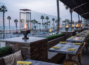 california/huntington-beach/restaurant/blk-earth-sea-spirits