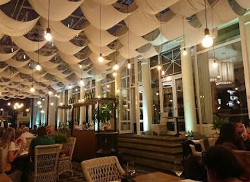 latvia/riga/restaurant/whitehouse-restorans