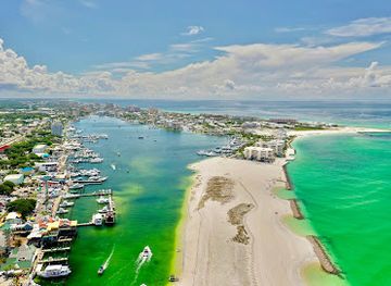 florida/destin-beach/restaurant/dewey-destin-s-seafood-restaurant