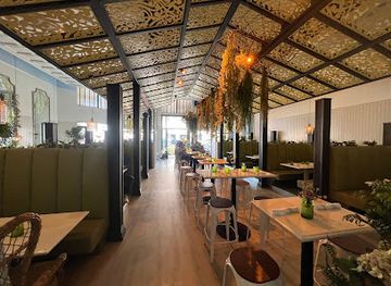 california/la-jolla/restaurant/queenstown-village