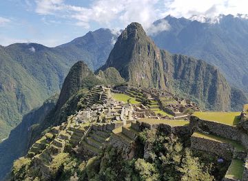 peru/inca-trail/restaurant/restaurante-tinkuy-buffet-restaurant-at-sanctuary-lodge