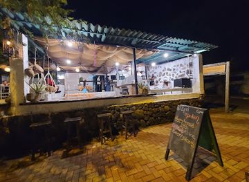 ecuador/puerto-baquerizo-moreno/restaurant/inti-garden