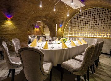 hungary/debrecen/restaurant/csokonai-etterem