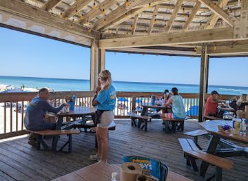 florida/panama-city-beach/restaurant/pineapple-willy-s-restaurant