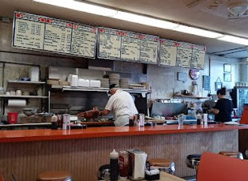 rhode-island/warwick/restaurant/nick-joan-s-place