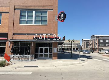 nebraska/lincoln/restaurant/gate-25-bar-and-restaurant