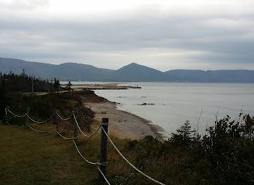 canada/cape-breton-highlands-national-park/restaurant/angies-family-restaurant-pizza