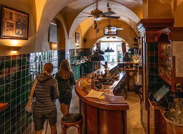 austria/vienna/innere-stadt/restaurant/stadtgraben